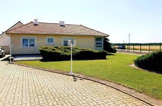 Haus kaufen in Wr. Neustädter Straße 55, 2486 Pottendorf, Bungalow mit großem Garten zu verkaufen!