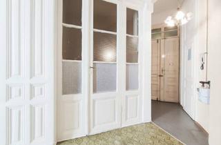 Wohnung kaufen in Burggasse, 1070 Wien, ALTBAU IN ZENTRALER LAGE - 3 zentral begehbare Zimmer durch Umbau möglich!