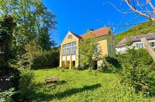 Villen zu kaufen in 8020 Graz, Uriges Landhaus im Biedermeier-Stil - mit Sanierungsbedarf