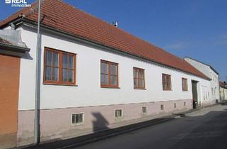 Bauernhäuser zu kaufen in 3571 Gars am Kamp, Vielseitig nutzbarer Vierseithof mit Maschinenschuppen, Stallungen, Keller und Garten