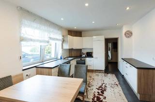 Villen zu kaufen in 9500 Villach-Innere Stadt, Projektliegenschaft mit 2 Bestandswohnungen, Nebengebäude und Erweiterungspotential in Villach-Auen