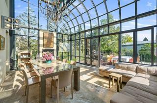 Villen zu kaufen in 2345 Brunn am Gebirge, Residenz der Extraklasse – Architektur, Luxus und Lage in vollkommener Harmonie