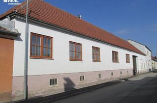 Haus kaufen in 3571 Gars am Kamp, Vielseitig nutzbarer Vierseithof mit Maschinenschuppen, Stallungen, Keller und Garten