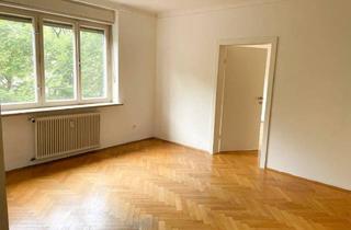 Wohnung kaufen in Ortweinplatz, 8010 Graz, Helle 4-Zimmer-Wohnung mit Balkon in ruhiger Lage zu verkaufen (3er-WG-geeignet)
