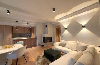 Wohnung kaufen in 6370 Kitzbühel, Exklusive kernsanierte Stadtwohnung mit Terrasse, Garten und Garage