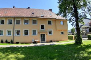 Wohnung mieten in Herta-Schweiger-Straße, 4400 Steyr, WOHNGENUSS PUR: praktisch geschnittene 2-Raum Wohnung in ruhiger und zentrumsnaher Lage! Preiswert mit heller Raumaufteilung, ebenerdiger Dusche und hochwertigem Zustand!