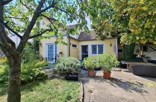 Einfamilienhaus kaufen in Gerasdorfer Straße 65, 2732 Würflach, Vielseitig nutzbare Liegenschaft mit ausreichend Platz und herrlichem Blick auf die Hohe Wand