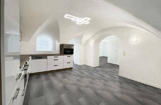 Wohnung kaufen in 6094 Axams, Das Besondere mit dem Gewölbe.