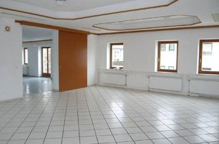 Büro zu mieten in 4910 Ried im Innkreis, helle Bürofläche im Zentrum von Ried/I.
