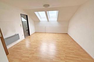 Wohnung mieten in Harbach 58/1/5, 3970 Harbach, Günstige Dachgeschosswohnung mit Küchenmöbeln