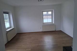Wohnung mieten in Weilhartstraße 40, 5121 Ostermiething, 3-Zimmer Altbauwohnung mit Balkon und Stellplätzen