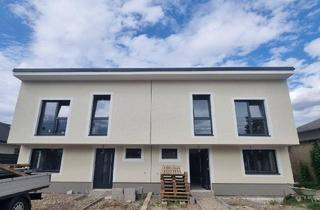Doppelhaushälfte kaufen in 2201 Gerasdorf, Exklusive Wohnoase in Kapellerfeld nahe Wien – Erstbezug mit Garten, Terrasse, Vollunterkellerung & 2 Stellplätzen