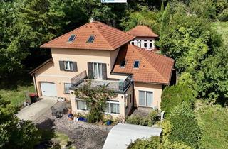 Villen zu kaufen in 7000 Eisenstadt, Traumhafte Architektenvilla: Einzigartiges Refugium in Panoramalage von Eisenstadt