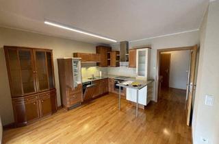 Wohnung mieten in Knörleinweg, 4780 Schärding Innere Stadt, 3-Zimmer-Wohnung mit möblierter Küche, Terrasse und Garagenparkplatz in beliebter Wohngegend Schärding