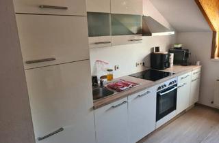 Wohnung mieten in Schule, Kiga, Supermärkte, Bus, Ärzte, Spielplatz;, 4800 Attnang, 3-Zimmer-Wohnung mit Loggia (Wintergarten) in Attnang-Puchheim! Privater Parkplatz und Keller vorhanden!