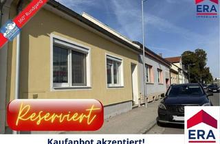 Einfamilienhaus kaufen in 2130 Mistelbach, Kaufanbot akzeptiert: Mistelbach - Einfamilienhaus mit uneinsehbarem Innenhof, Stadl und Nebenräumen