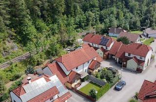 Doppelhaushälfte kaufen in 3192 Hohenberg, "Wohnen wie im Urlaub" Ruhig gelegene Doppelhaushälfte mit gepflegten Garten in Hohenberg