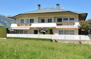Villen zu kaufen in 6271 Uderns, Landhausvilla mit Zwei Modernen Wohneinheiten mit Golfplatzblick !