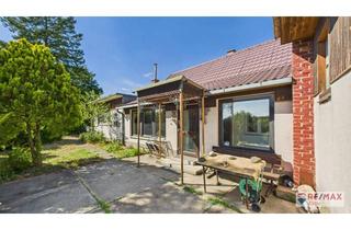 Haus kaufen in 2273 Hohenau an der March, Sanierungsbedürftiges Haus mit riesigem Grundstück und Nebengebäuden