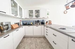 Wohnung kaufen in Susi-Nicoletti-Weg, 1100 Wien, Traumhafte 3-Zimmer-Wohnung mit Garten und Tiefgaragenstellplatz in Wien