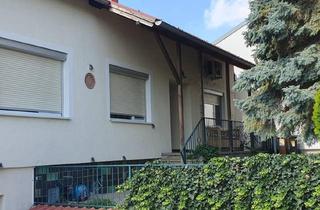 Einfamilienhaus kaufen in 7100 Neusiedl am See, Bungalow mit Potenzial in ruhiger Lage
