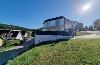 Haus kaufen in 3021 Pressbaum, CHARMANTE LAGE IM ZENTRUM PRESSBAUM - LICHTDURCHFLUTETES ZIEGELHAUS MIT ZAHLREICHEN AUSSENFLÄCHEN UND FERNBLICK. Provisionsfrei für den Käufer.