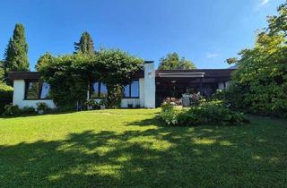 Haus mieten in 4060 Leonding, Großzügiger Bungalow mit Gebirgsblick und Außenpool im Herzen von Leonding! 250 m² WNFL, Grund 2.156 m², Doppelgarage!