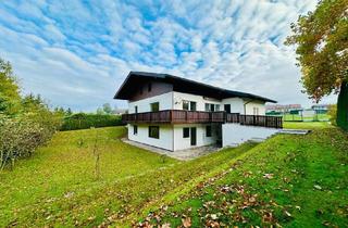 Haus kaufen in 5204 Straßwalchen, Großzügiges Wohnhaus mit weitläufigem Garten, PV-Anlagen & Ausbaumöglichkeiten in Straßwalchen