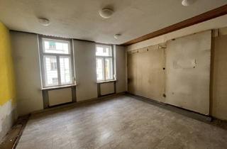 Wohnung kaufen in Steyrergasse, 8010 Graz, WG-geeignete, sanierungsbedürftige 3-Zimmer-Wohnung in bester Innenstadtlage - Direkt bei der TU Graz