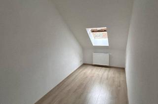 Wohnung mieten in Lilienthalgasse 45, 8020 Graz, Gemütliche 2,5-Zimmer-Dachgeschosswohnung mit durchdachter Raumaufteilung – Lilienthalgasse 45, 8020 Graz