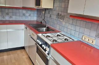 Wohnung kaufen in 4600 Wels, Renovierungsbedürftige 4 Zimmer Wohnung mit Loggia - tolle Raumaufteilung!