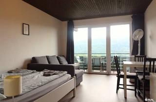 Wohnung kaufen in 9535 Schiefling, Charmante Dachgeschosswohnung mit Panoramablick - inklusive Loggia und Carport!