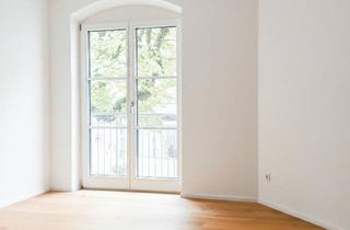 Wohnung mieten in 5760 Saalfelden am Steinernen Meer, Neuwertige, schöne Garconniere im Herzen des Pinzgaus - in Saalfelden, Lofererstraße, Toplage