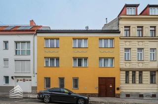 Anlageobjekt in Sternwartepark, 1180 Wien, Vollsaniertes Zinshaus mit 4 Einheiten und Rohdachboden, Nähe Sternwartepark