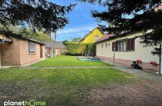 Haus kaufen in 2326 Lanzendorf, Rohdiamant mit Entwicklungspotenzial! Haus mit Seele wartet auf frische Ideen!