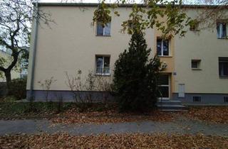 Wohnung kaufen in 2351 Wiener Neudorf, Renovierungsbedürftige 2-Zimmer-Wohnung mit Loggia in Wiener Neudorf - Ihr neues Zuhause!