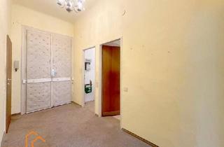 Maisonette kaufen in 1100 Wien, * 2 ALTBAU Wohnungen mit BALKON - Möglichkeit * zum Zusammenlegen als MAISONETTE *