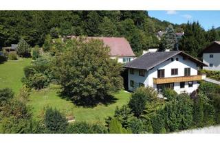 Haus kaufen in 8940 Liezen, Wohnhaus mit Garagen, Keller und Blick auf den Grimming