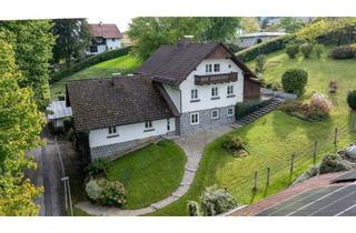 Haus kaufen in 4971 Aurolzmünster, Zweifamilienwohnhaus mit schönem Garten in Aussichtslage