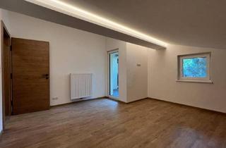 Wohnung mieten in 6220 Buch, Großzügige 5-Zimmer-Dachgeschosswohnung mit Balkon in Maurach bei Buch