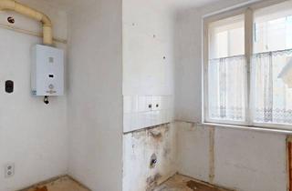 Wohnung kaufen in Gassergasse, 1050 Wien, Gassergasse/Laurenzgasse: General zu sanierende Kleinwohnung nahe Alois-Drasche-Park - 3. Liftstock - Gute Infrastruktur und Verkehrsanbindung