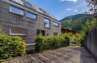 Haus kaufen in 5753 Saalbach, Extravagantes Wohnhaus mit vier Einheiten in Toplage