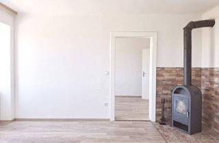 Wohnung mieten in Bernsteinstraße 339, 2275 Bernhardsthal, Sanierte 4 Zimmer Wohnung im Haus mit einem großen Garten