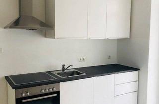 Wohnung mieten in Lazarettgasse 30, 8020 Graz, Schöne 2-Zimmer-Wohnung plus Küche im Bezirk Lend - ab NOVEMBER!