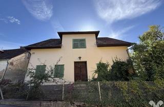 Einfamilienhaus kaufen in 8062 Kumberg, Stark sanierungsbedürftiges Einfamilienhaus auf sonnigem Grundstück im Ortskern von Kumberg