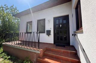 Haus kaufen in 4780 Schärding Innere Stadt, Wohnen mit Charme: Gemütlicher 3,5-Zimmer-Bungalow mit Terrasse und Garten