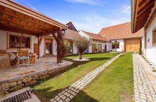 Haus kaufen in 3704 Glaubendorf, Einmalige Gelegenheit! Renovierter, historischer Vierkanthof -nur 40 Minuten von Wien im Weinviertel