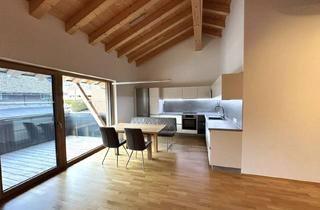 Wohnung kaufen in 5723 Uttendorf, 5723 Uttendorf; neuwertige Dachgeschoß Wohnung, ca. 71m², großer Balkon, Weitblick, Carport, Freistellplatz, Lift im Haus