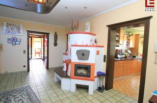 Haus kaufen in 9130 Wabelsdorf, 2-Familienhaus in Klagenfurt Land mit Wintergarten & Pool