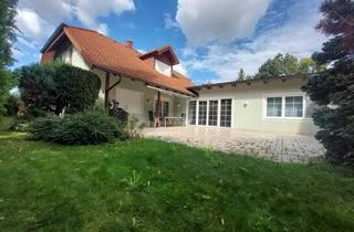Einfamilienhaus kaufen in 2353 Guntramsdorf, Einfamilienhaus mit Doppelgarage und Schwimmhalle in Guntramsdorfer Bestlage